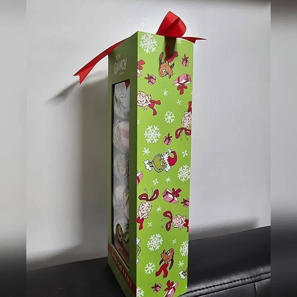 New Girls' Grinch 7 Days Of Cozy Kids Socks M/L 3-10